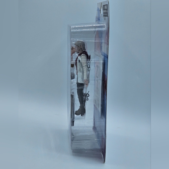 iZombie Liv Moore Full On Zombie Mode Action Figure - Picture 9 of 10